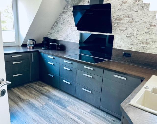 Apartment 160Qm 5 Schlafzimmer 1 Wohnzimmer Terrasse Und Balkon Вільгельмсгафен Екстер'єр фото