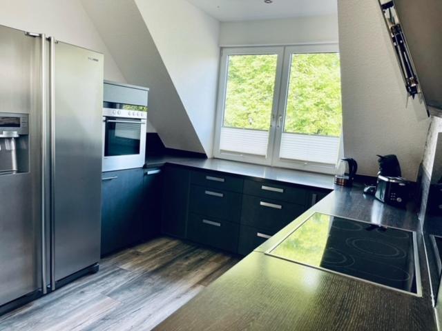 Apartment 160Qm 5 Schlafzimmer 1 Wohnzimmer Terrasse Und Balkon Вільгельмсгафен Екстер'єр фото